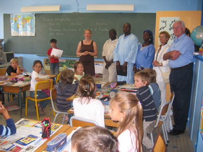 septembre 2007 : Délégation de Dori visitant l’école Sainte-Anne à Annecy-le-Vieux